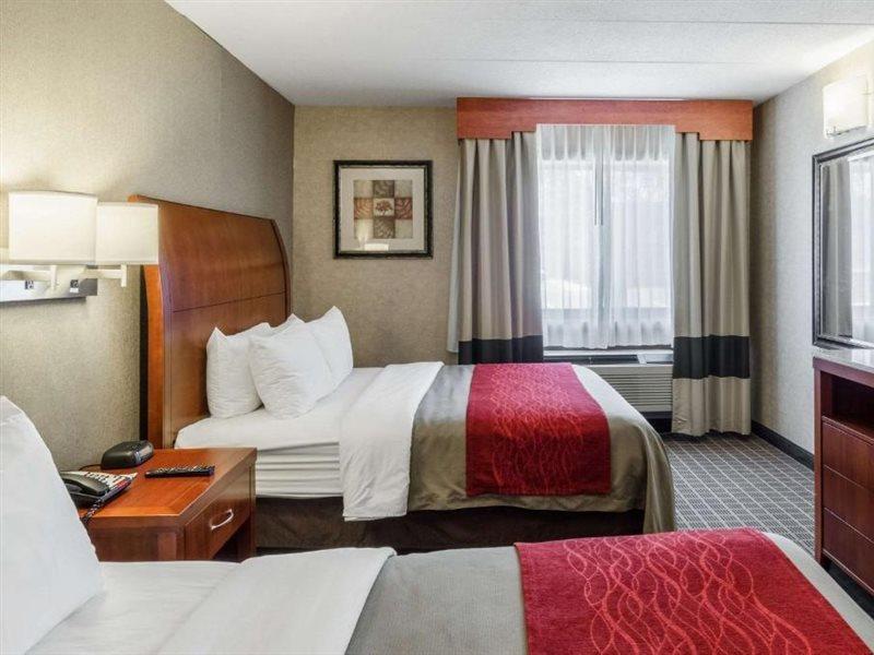 Comfort Inn & Suites West Springfield Zewnętrze zdjęcie