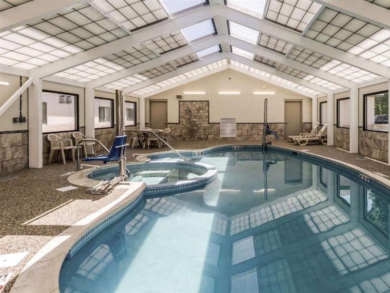 Comfort Inn & Suites West Springfield Zewnętrze zdjęcie