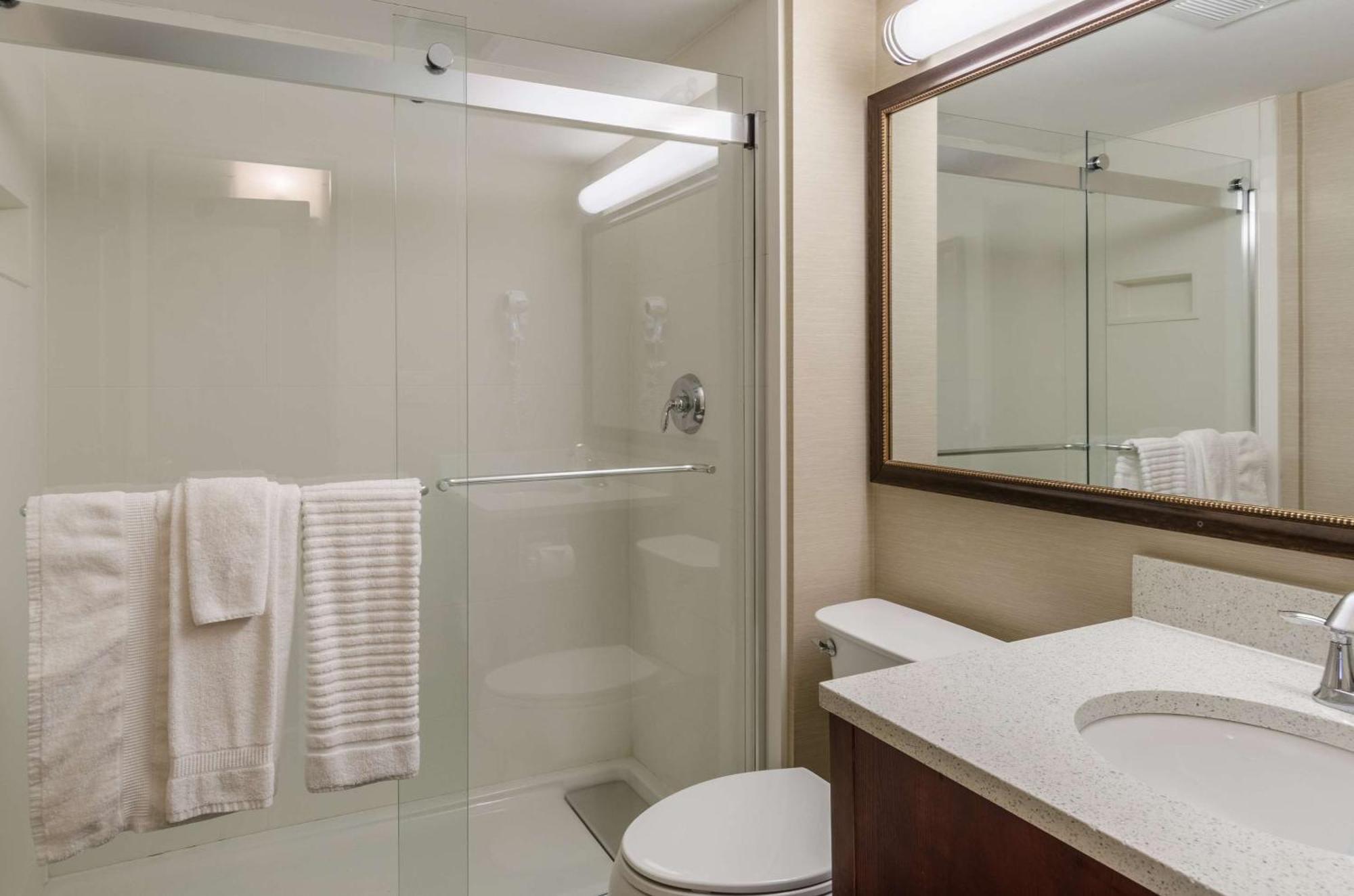 Comfort Inn & Suites West Springfield Zewnętrze zdjęcie