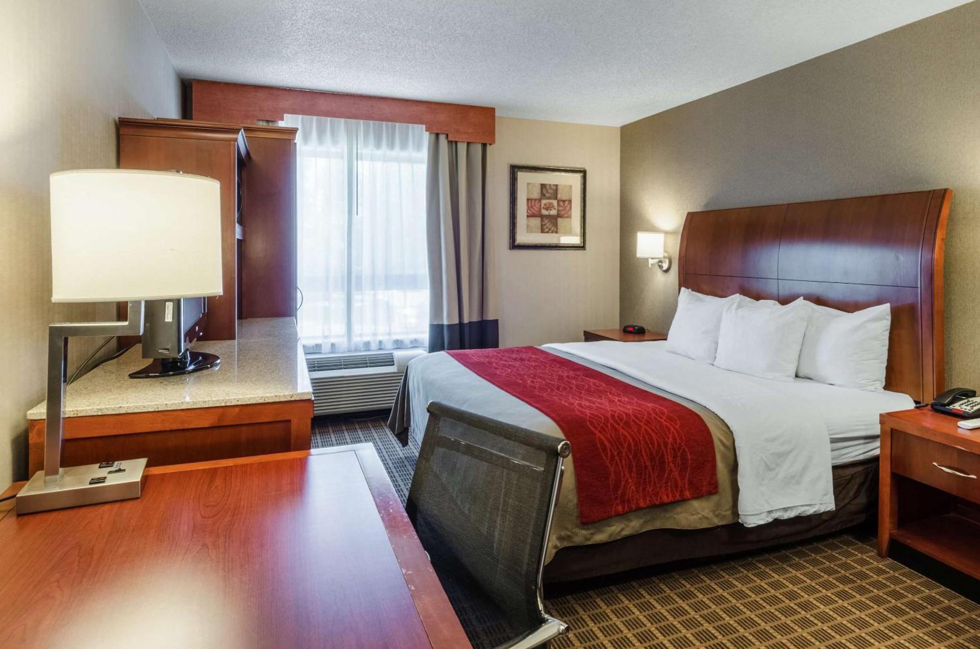 Comfort Inn & Suites West Springfield Zewnętrze zdjęcie